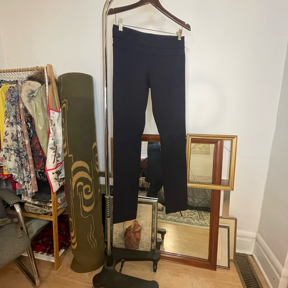 LAST CHANCE $13 Lululemon Straight Leg Yoga Pants BUNDLE AND SAVE